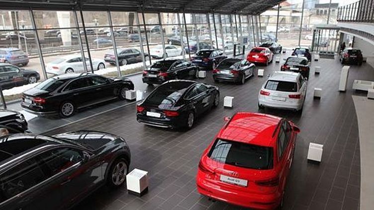 Половина российского автопарка - старше 10 лет Половина российского автопарка - старше 10 лет