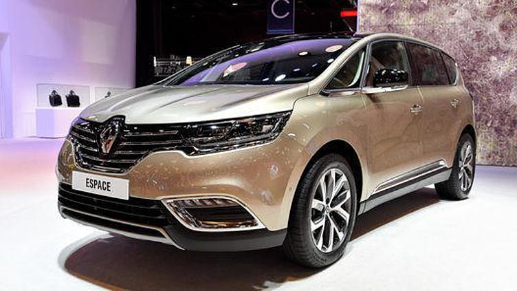 Renault обвинили в занижении объемов вредных выбросов Renault обвинили в занижении объемов вредных выбросов
