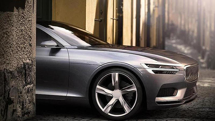 Новая модель Citroen выглянула из-за кулис Новая модель Citroen выглянула из-за кулис