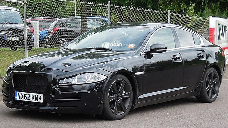 Jaguar начал тесты небольшого седана Jaguar начал тесты небольшого седана