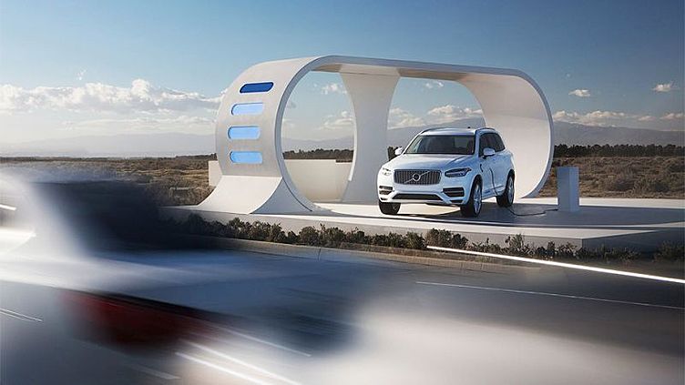 Volvo XC90 научился «красть» энергию у других машин Volvo XC90 научился «красть» энергию у других машин