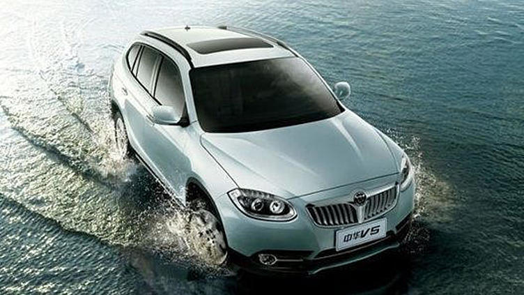 Китайский клон BMW X1 в России подорожал Китайский клон BMW X1 в России подорожал