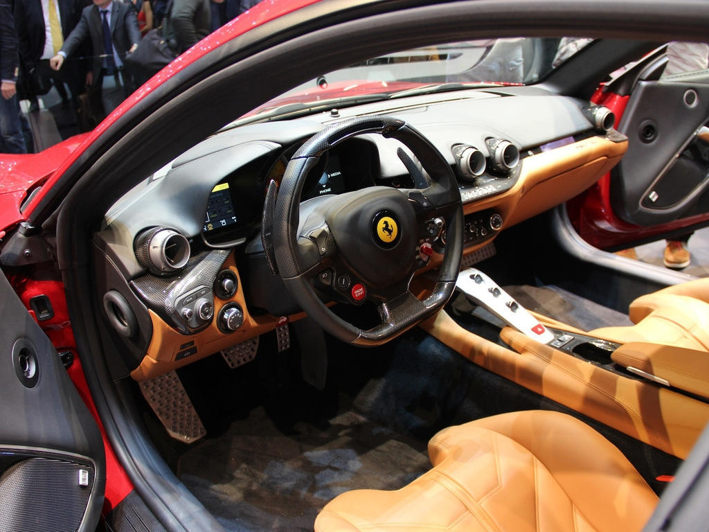 Ferrari f12 Berlinetta в России