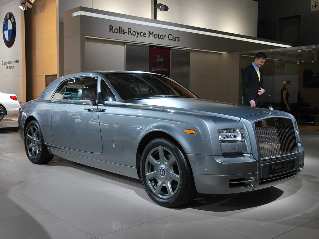 Rolls Royce Phantom Coupe Aviator collection