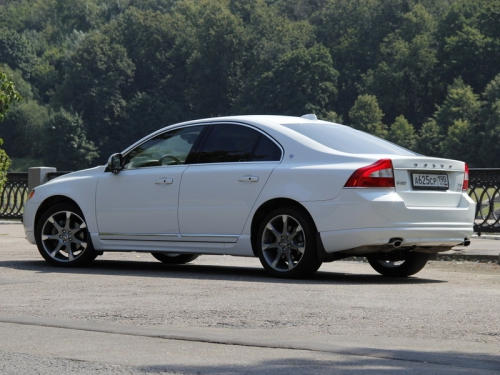 Volvo S80