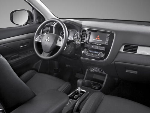 Mitsubishi Outlander 2013