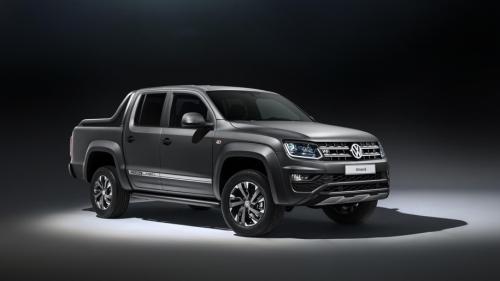 VW Amarok Dark Label