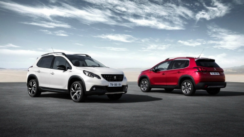 Peugeot 2008 получил мультимедийный комплекс с Apple CarPlay