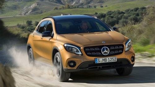 Mercedes-Benz GLA получил светодиодные фары. Фото 2