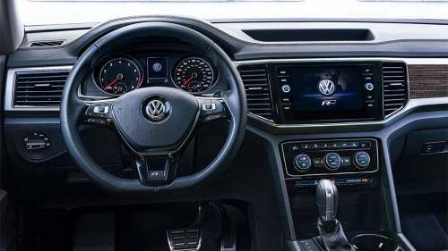 Volkswagen Atlas обзавелся спорт-пакетом R-Line. Фото 3
