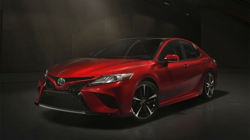 Camry построили на платформе «Приуса»