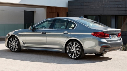 Названы рублевые цены на новую «пятерку» BMW