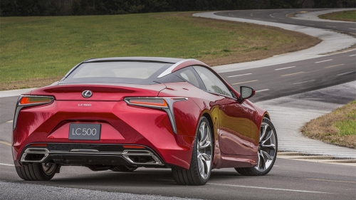 Двухдверка LC 500 будет предлагаться в России в единственной версии